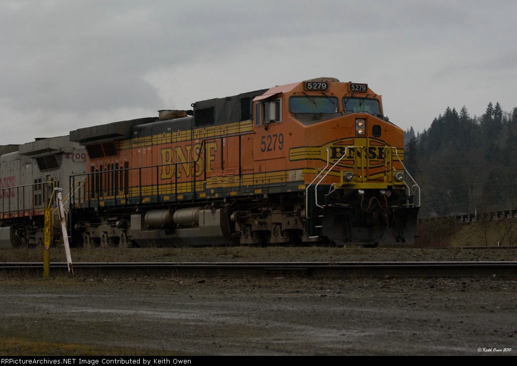 BNSF 5279